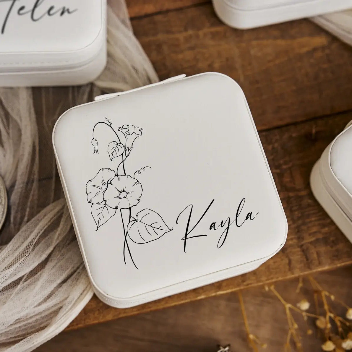 Personalized Travel Jewelry Box – Perfect Gift for Bridesmaids & Best Friends - giftyourways