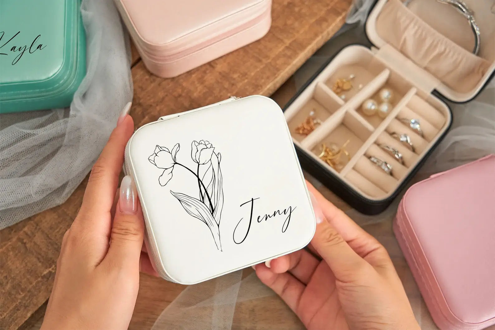 Personalized Travel Jewelry Box – Perfect Gift for Bridesmaids & Best Friends - giftyourways