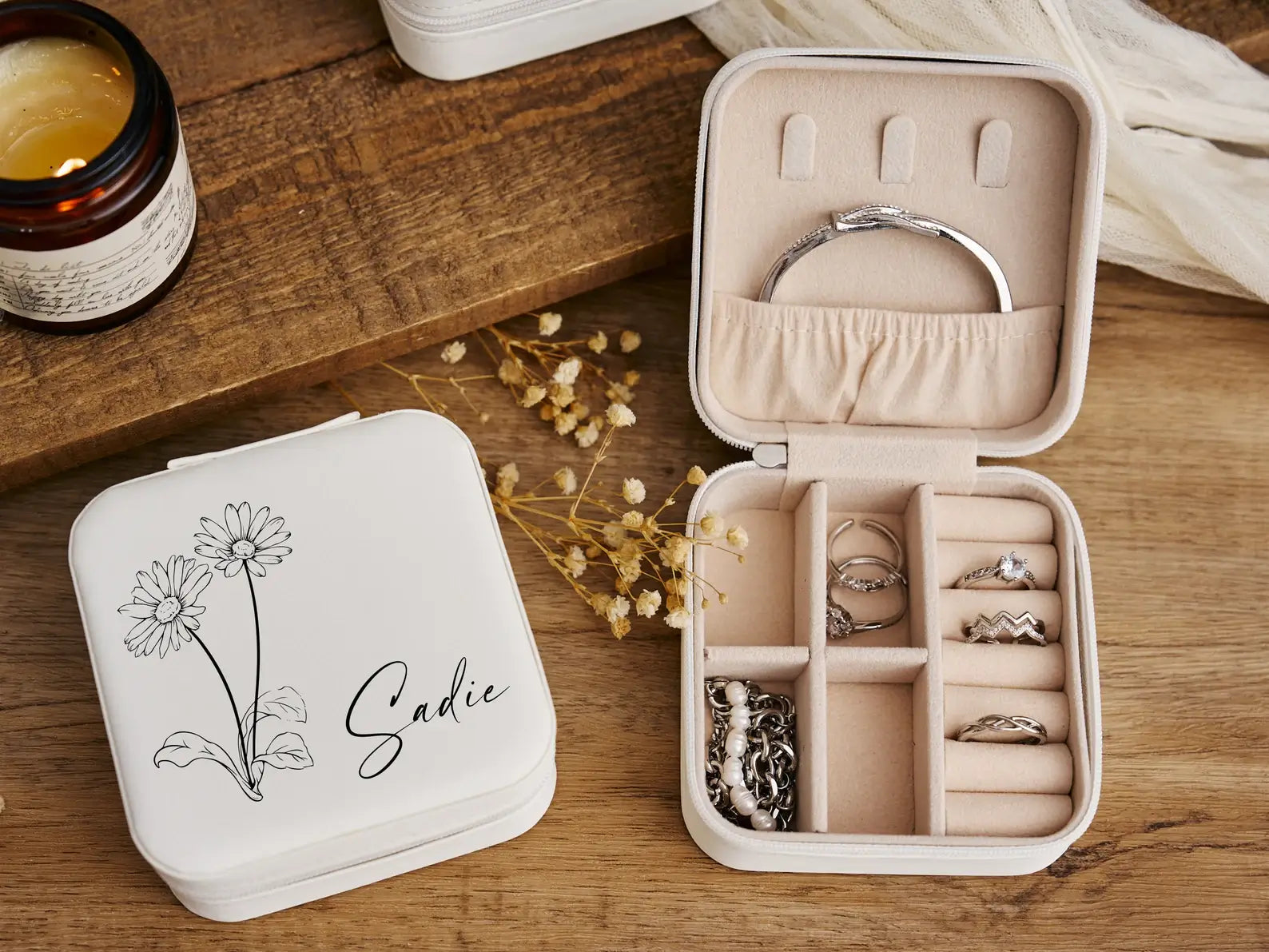 Personalized Travel Jewelry Box – Perfect Gift for Bridesmaids & Best Friends - giftyourways