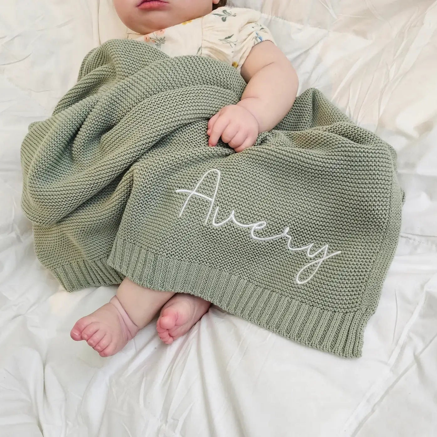 Personalized Baby Blanket - Custom Embroidery for Newborns & Toddlers - giftyourways